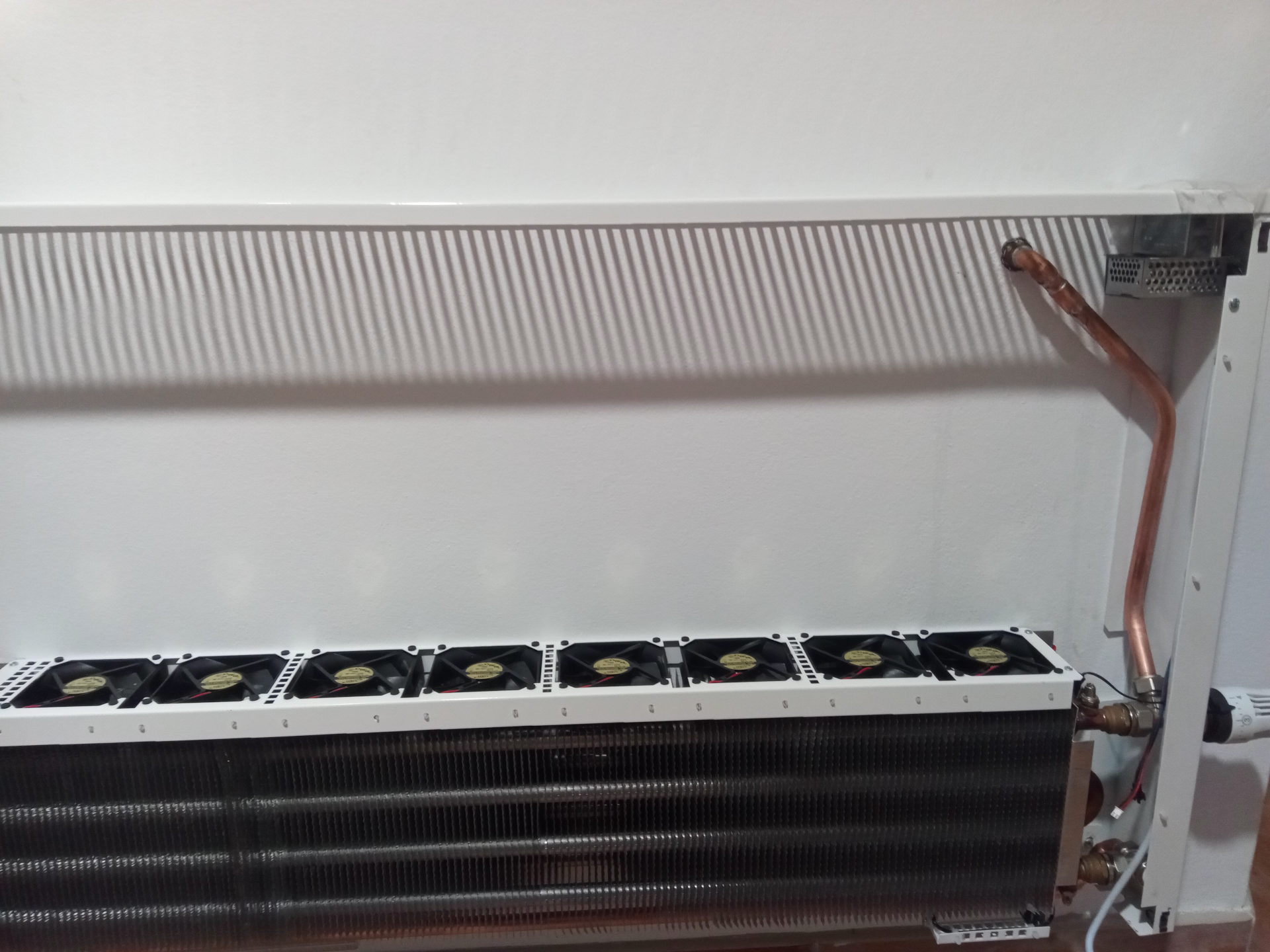 Instalación radiadores baja temperatura desmontado